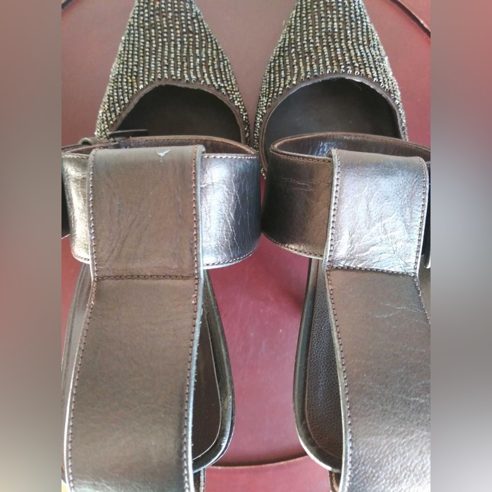 Gucci brown frosted leather ankle strap pointy shoes with beading in size 6.5 - Picture 6 of 11